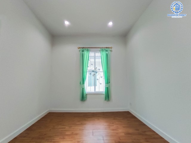 *****บ้านแฝดมือสองย่านปทุมธานี ม.พฤกษาวิลเลจ35 รังสิต-คลอง3 เนื้อที่มากถึง 36.7 ตร.ว. ฟังก์ชัน 3 ห้องนอน 2 ห้องน้ำ 1 ที่จอดรถ บนทำเลแห่งการเดินทาง ใกล้ฟิวเจอร์พาร์ค รังสิต, รถไฟฟ้าสายสีแดง "สถานีรังสิต" และทางด่วน "อุตราภิมุข" จองด่วน!